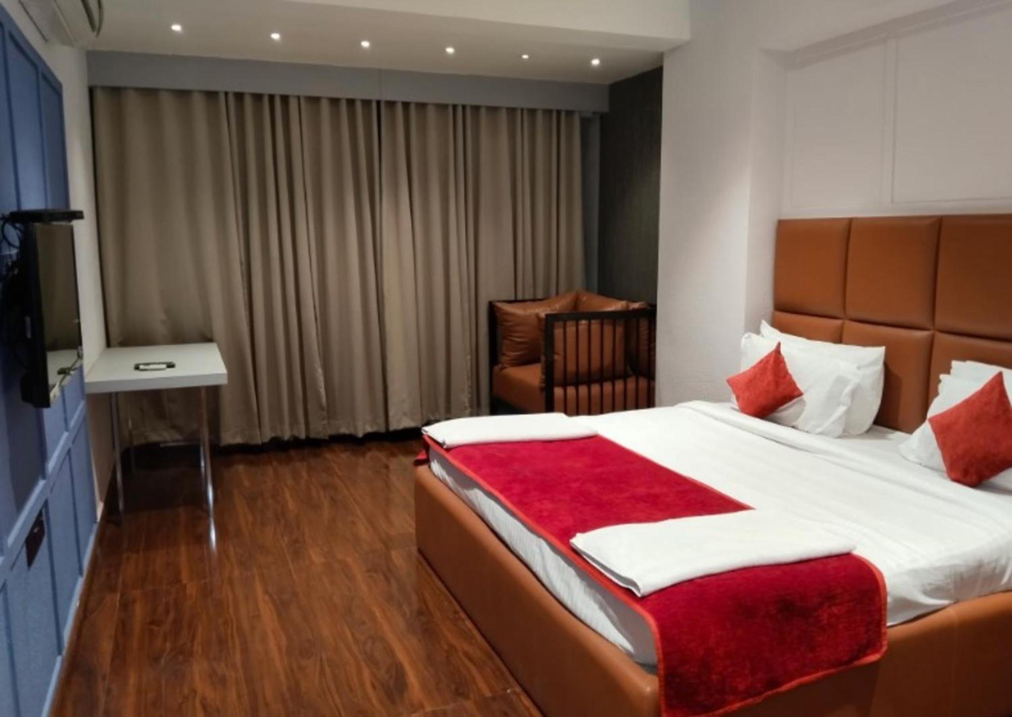Ratlām Hotel Balaji Central מראה חיצוני תמונה