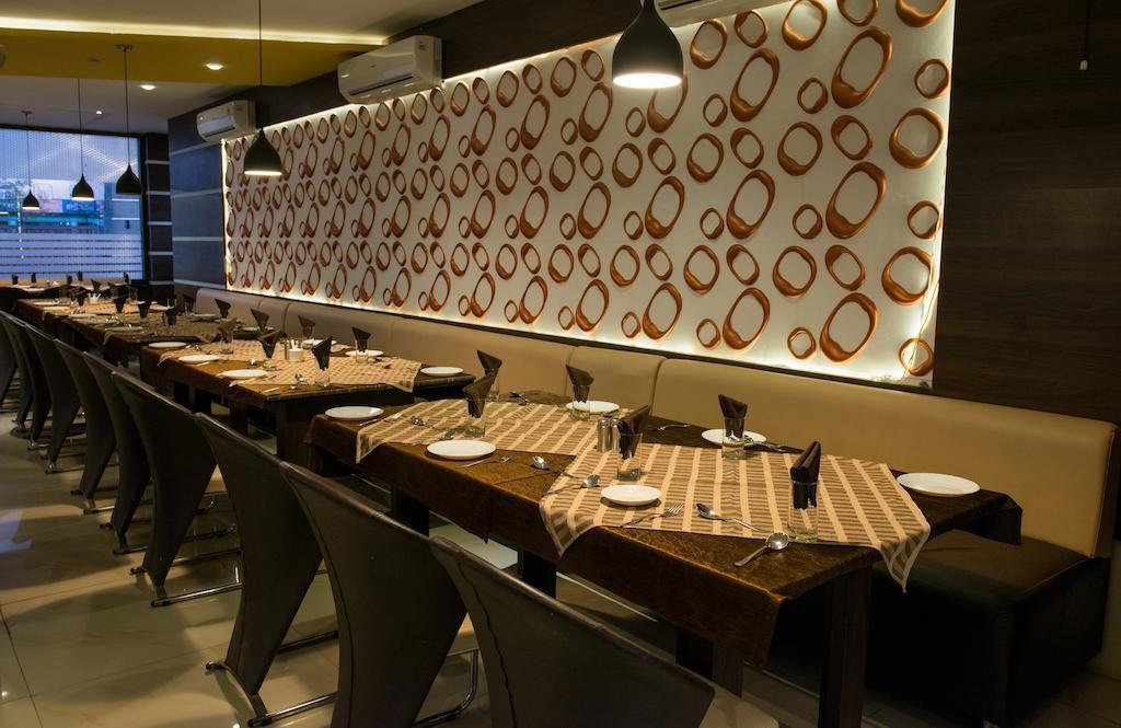 Ratlām Hotel Balaji Central מראה חיצוני תמונה